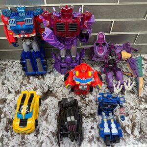 8 Transformer Toys